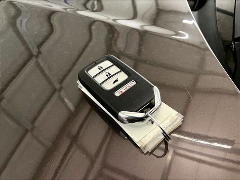 Used 2019 Honda HR-V EX image 9