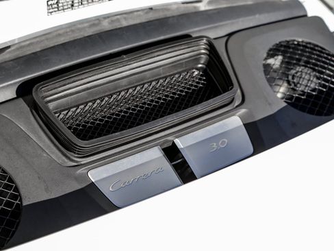 Used 2018 Porsche 911 Carrera T image 35