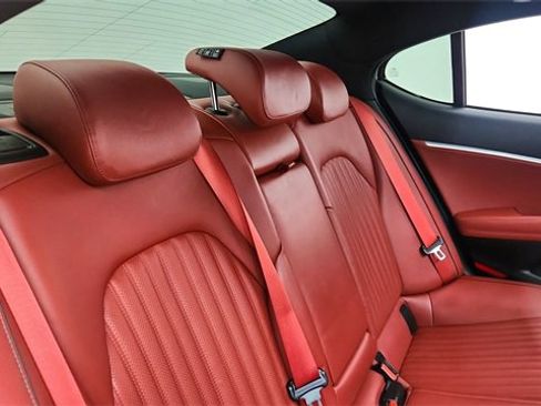 Used 2023 Genesis G70 2.0T w/ Sport Prestige Package image 25