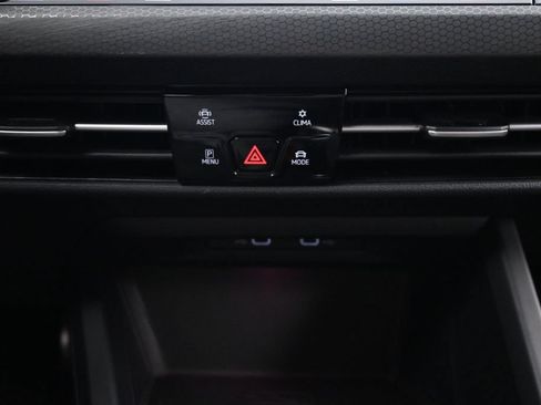 Used 2022 Volkswagen GTI SE w/ SE Leather Package FWD image 39