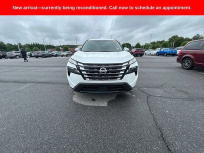 Used 2025 Nissan Rogue SV