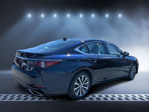Used 2021 Lexus ES 350 w/ Premium Package image 3