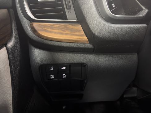Used 2021 Honda CR-V Touring image 18