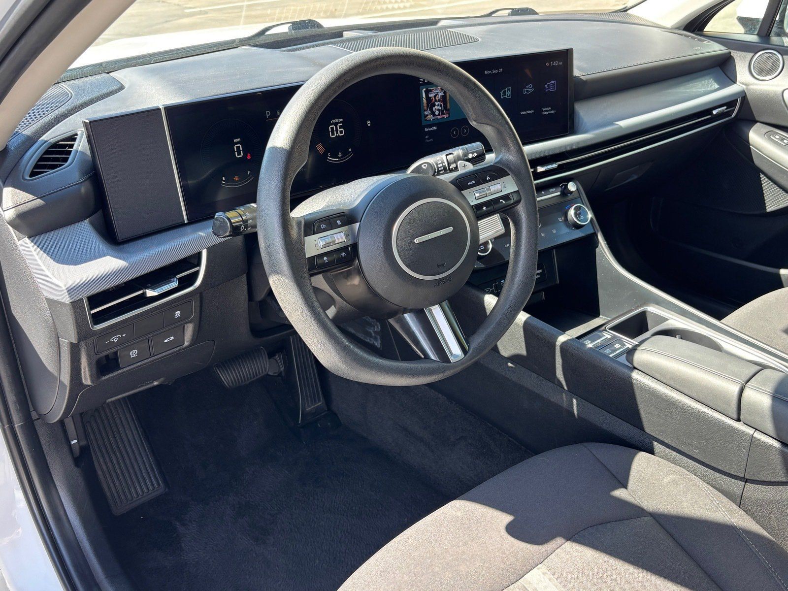 Used 2025 Hyundai Sonata SEL FWD image 20