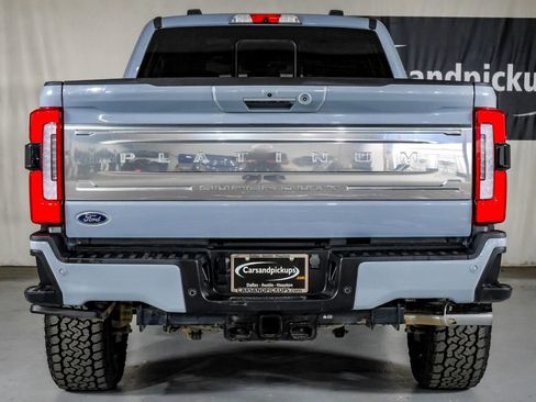 Used 2024 Ford F250 Platinum AWD/4WD image 10