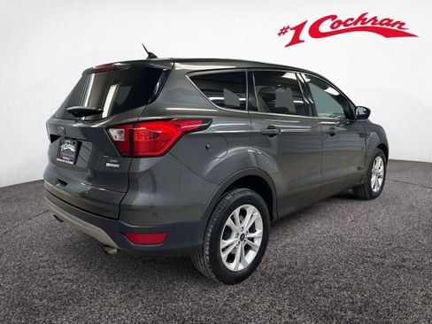 Used 2019 Ford Escape SE image 23