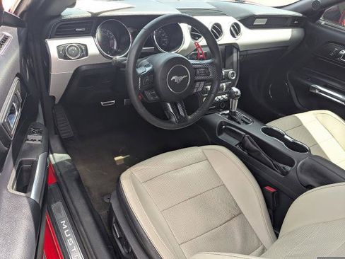 Used 2017 Ford Mustang Premium RWD image 12