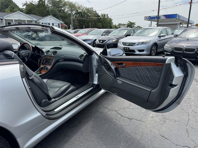 Used 2004 Mercedes-Benz SL 600 image 17