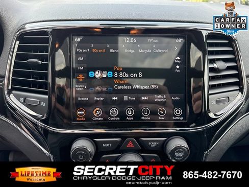 Used 2021 Jeep Grand Cherokee Trailhawk w/ Trailhawk Luxury Group AWD/4WD image 35