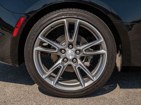 Used 2023 Chevrolet Camaro LT w/ RS Package image 9