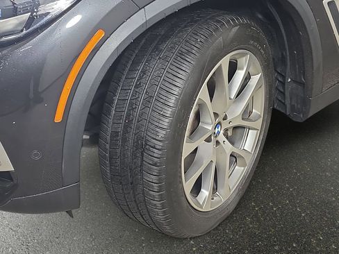 Used 2021 BMW X5 xDrive40i w/ Premium Package AWD/4WD image 37