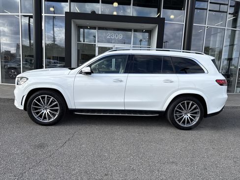 Used 2022 Mercedes-Benz GLS 450 4MATIC image 2