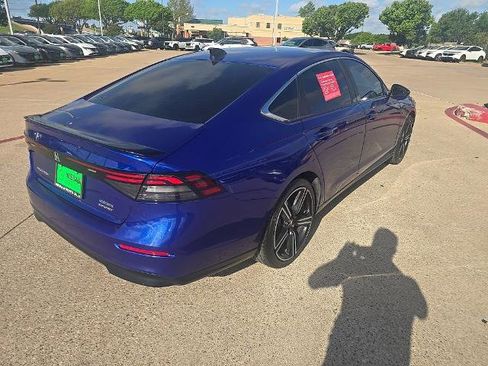 Used 2024 Honda Accord Sport image 5