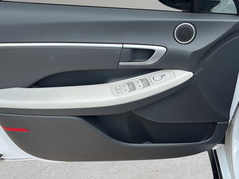Used 2025 Hyundai Sonata SEL FWD image 19
