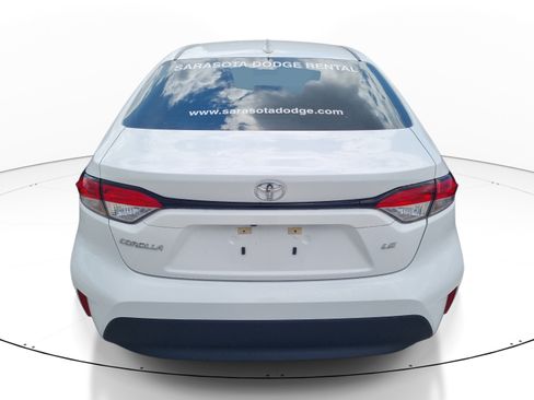 Used 2025 Toyota Corolla LE FWD image 8