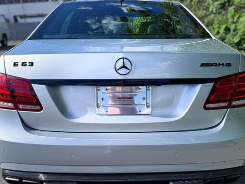 Used 2010 Mercedes-Benz E 63 AMG Sedan image 14