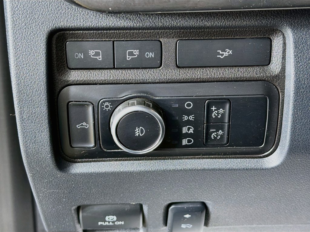Used 2024 Ford F250 Lariat w/ Chrome Package AWD/4WD image 10
