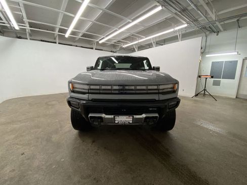 Used 2024 GMC Hummer EV 2X image 9