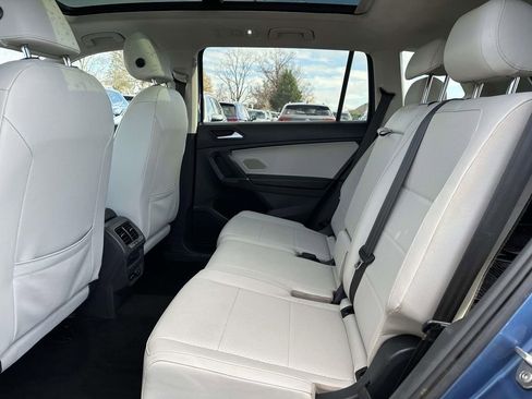 Used 2020 Volkswagen Tiguan SE image 13
