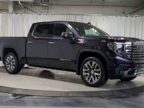 Used 2023 GMC Sierra 1500 Denali w/ Denali Reserve Package image 2