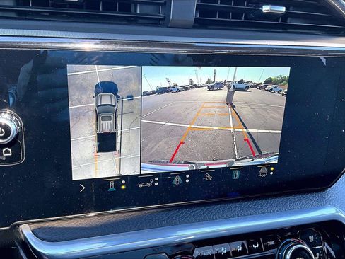 Used 2023 GMC Sierra 1500 Denali AWD/4WD image 22