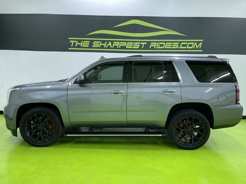 Used 2020 GMC Yukon Denali w/ Denali Premium Package image 6