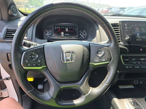 Used 2023 Honda Passport TrailSport image 16