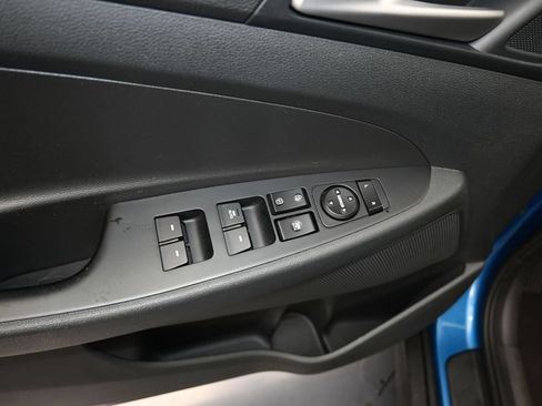 Used 2020 Hyundai Tucson Value w/ Cargo Package FWD image 11