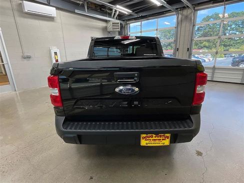 Used 2022 Ford Maverick XL FWD image 4