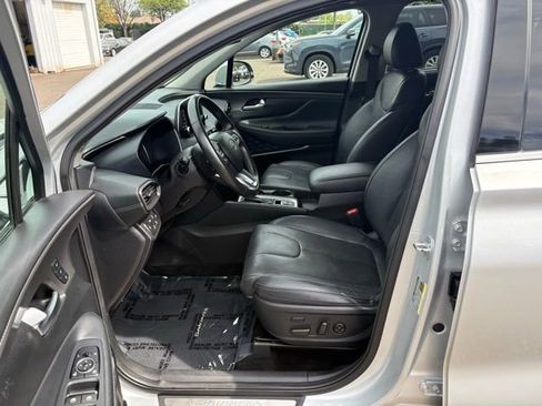 Used 2020 Hyundai Santa Fe Limited image 12