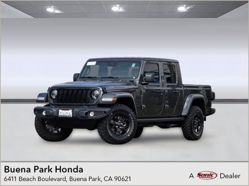 Used 2025 Jeep Gladiator Sport AWD/4WD image 1