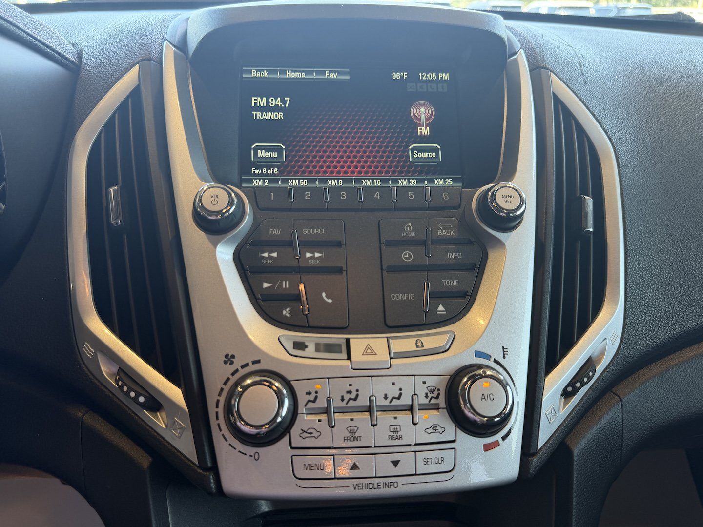 Used 2015 GMC Terrain SLE FWD image 20