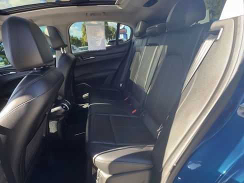 Used 2020 Alfa Romeo Stelvio Sport w/ Quick Order Package 22J Sport image 17