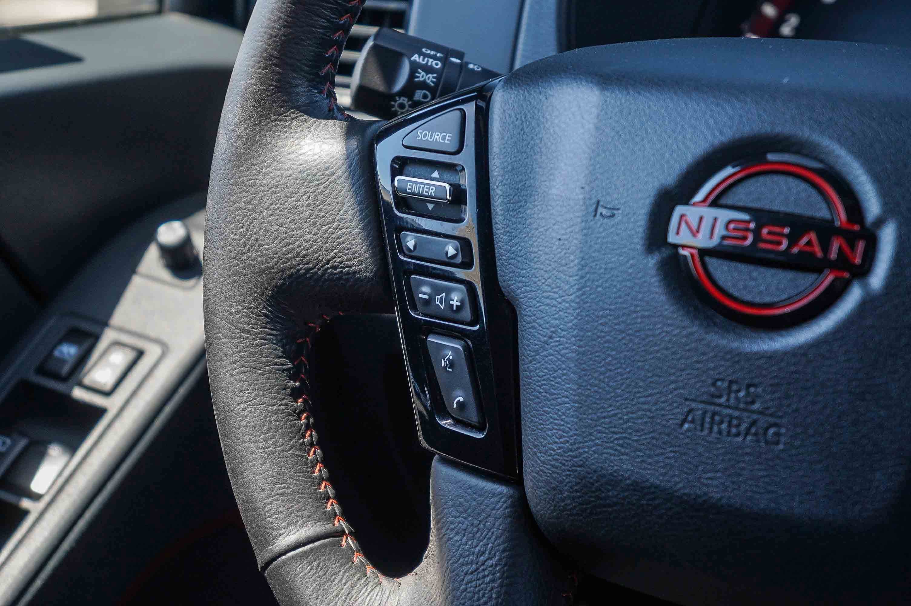 Used 2024 Nissan Frontier PRO-4X AWD/4WD image 18