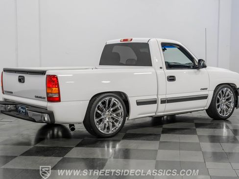 Used 2000 Chevrolet Silverado 1500 LS image 11