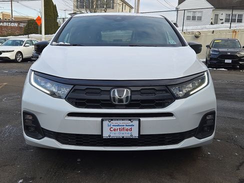 Certified 2026 Honda Odyssey Sport-L image 6