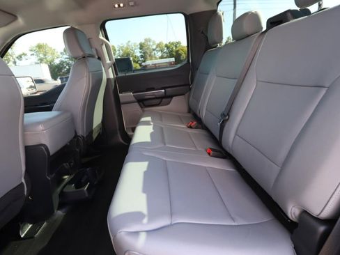 Used 2023 Ford F150 XL w/ XL Chrome Appearance Package image 9