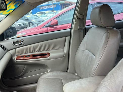 Used 2003 Toyota Camry SE FWD image 7