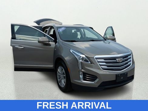 Used 2019 Cadillac XT5 Luxury AWD/4WD image 9