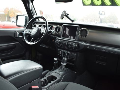 Used 2021 Jeep Wrangler Unlimited Sport w/ Sun And Sound Package image 33