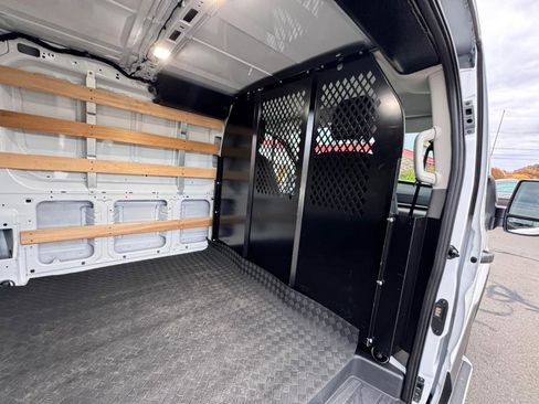 Used 2024 Ford Transit 250 Low Roof w/ Exterior Upgrade Package image 17