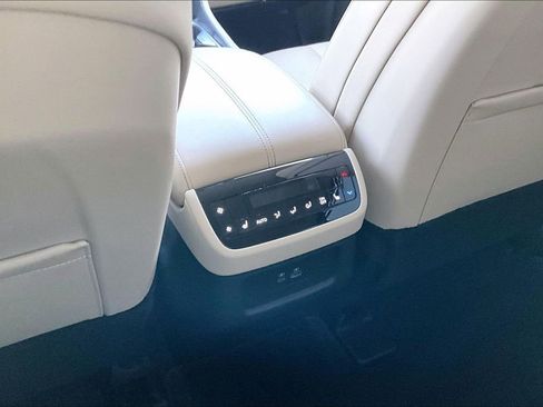 Used 2025 INFINITI QX60 Luxe image 32