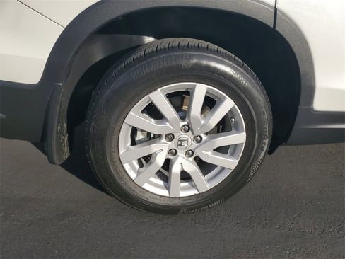 Used 2020 Honda Pilot LX image 6