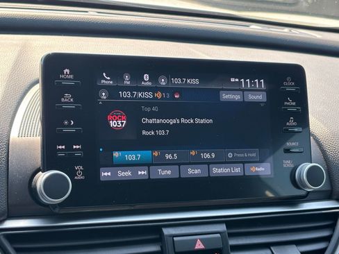 Used 2022 Honda Accord Sport image 9