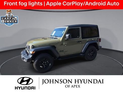Used 2025 Jeep Wrangler Sport image 4