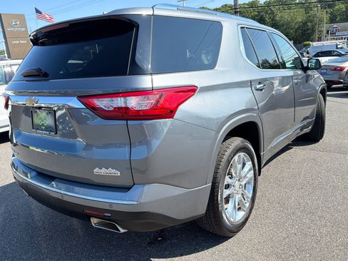 Certified 2021 Chevrolet Traverse High Country AWD/4WD image 36