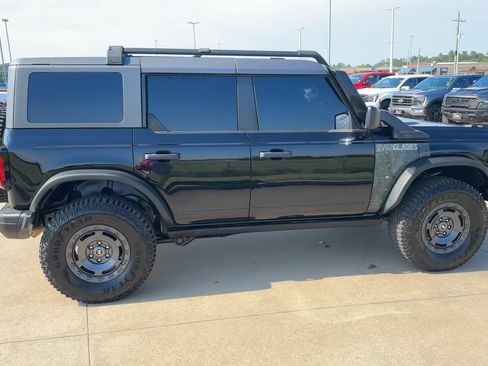 Used 2024 Ford Bronco Everglades AWD/4WD image 8