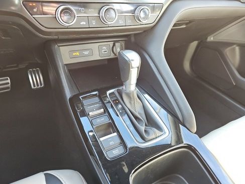 Used 2024 Acura Integra A-Spec image 11