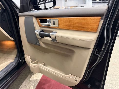Used 2014 Land Rover LR4 HSE AWD/4WD image 37