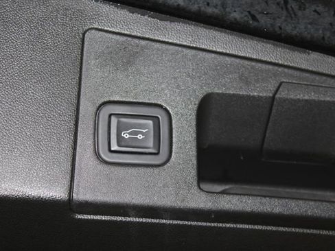 Certified 2024 Cadillac XT5 Premium Luxury image 28